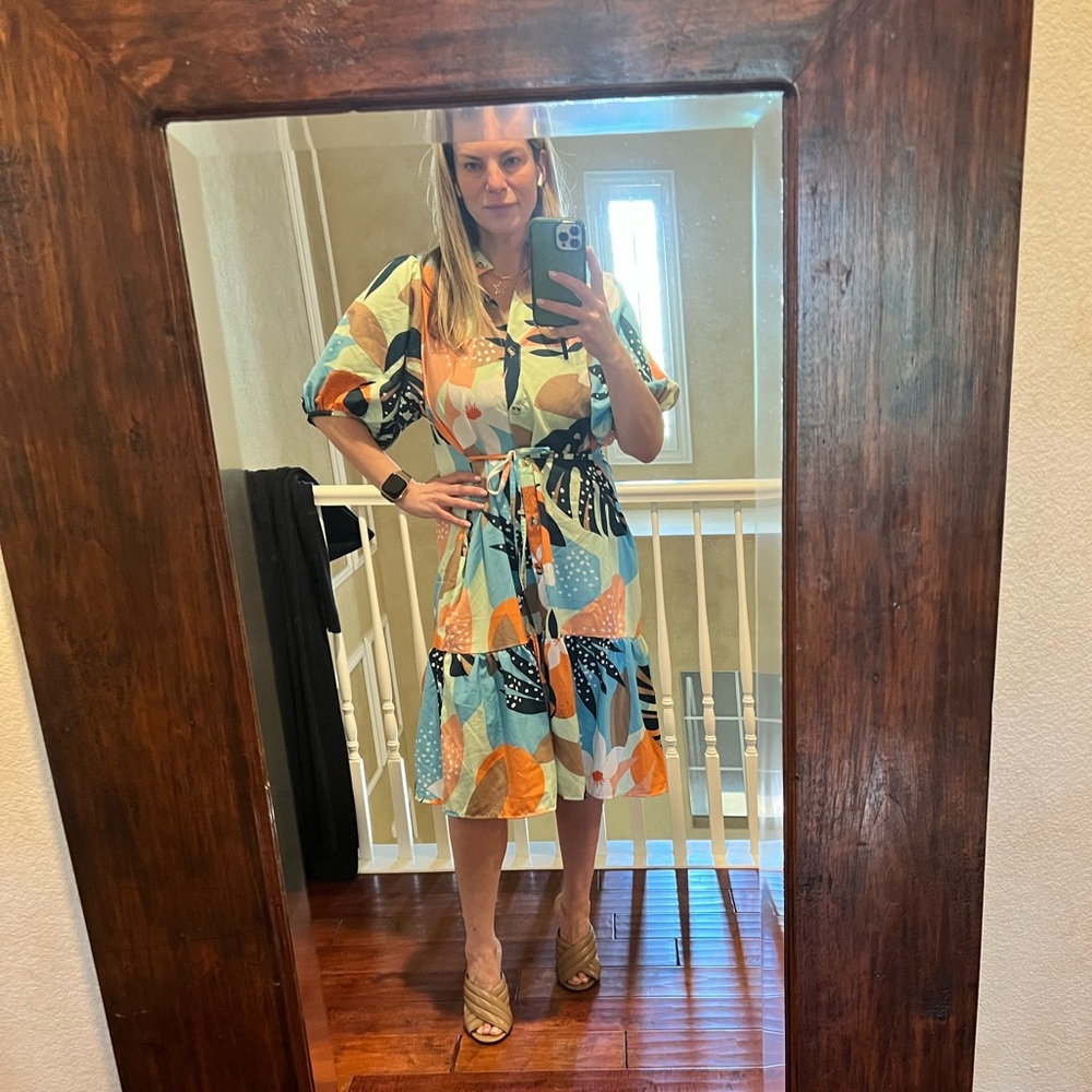 Pattern belted dress